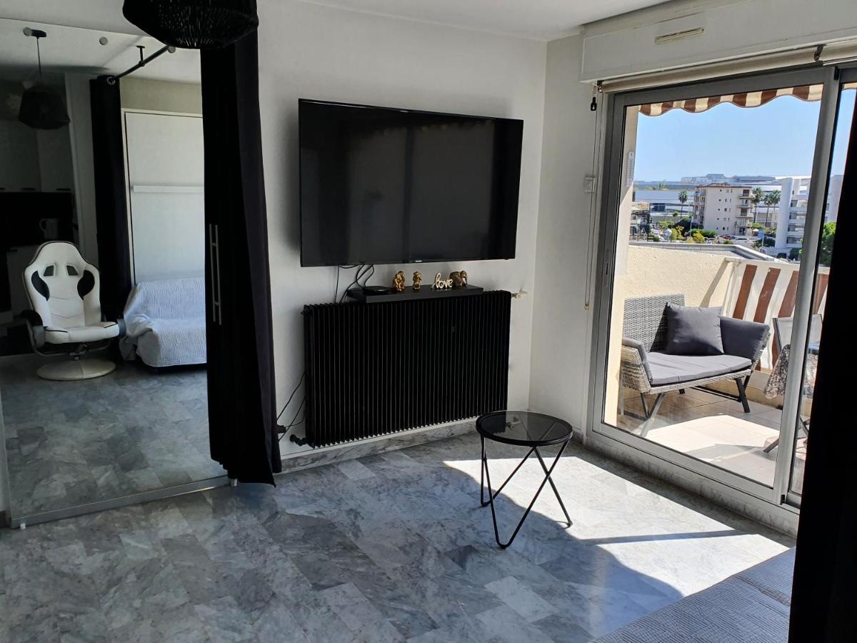 Superbe Appartement Plage Saint-Laurent Du Var Buitenkant foto